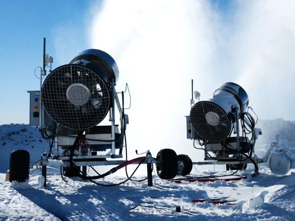 造雪機(jī)