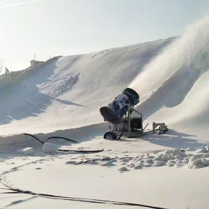 造雪機(jī)