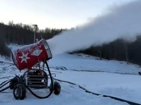 造雪機